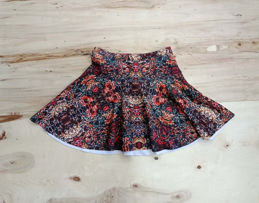 Abercrombie & Fitch Skirt Sz S Womens Baroque Tile Print Flare Skater Mini Short